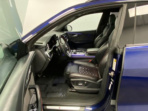 Used 2022 Audi RS Q8 w/ Carbon Optic Package image 20