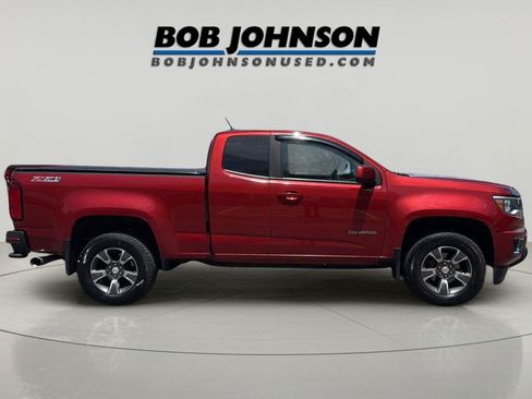 Used 2016 Chevrolet Colorado Z71 AWD/4WD image 2