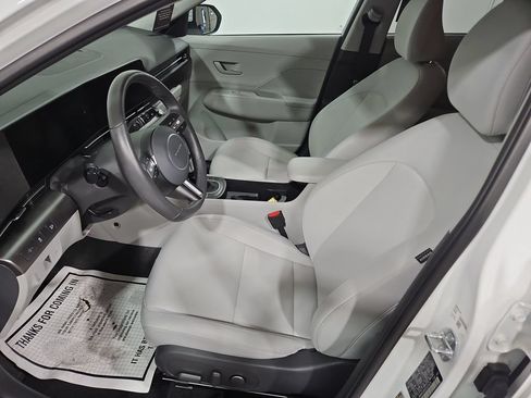 Certified 2025 Hyundai Kona SEL AWD/4WD image 11