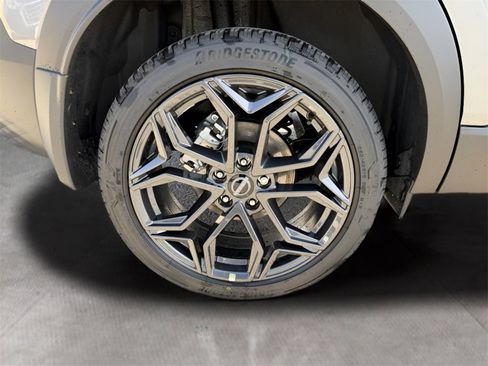 New 2026 Nissan Kicks SR image 19