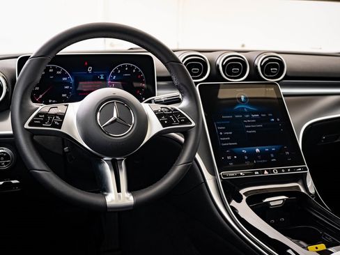 Used 2025 Mercedes-Benz C 300 C 300 image 4