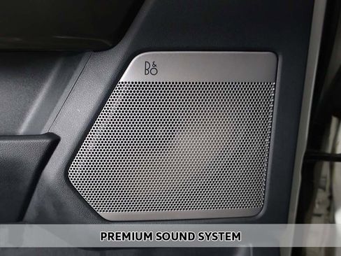 Used 2022 Ford F150 Lariat image 3