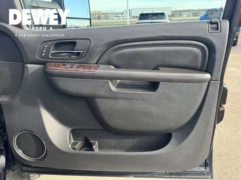 Used 2013 GMC Sierra 2500 Denali w/ Suspension Package, Off-Road image 32