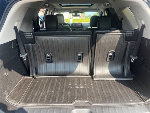 Used 2026 Nissan Pathfinder Platinum w/ Lighting Package AWD/4WD image 26