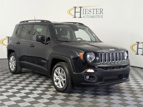 Used 2018 Jeep Renegade Latitude w/ UConnect 8.4 Nav Group image 2