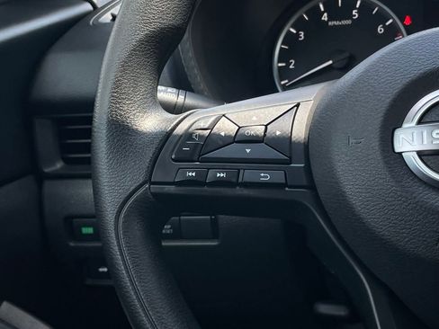 Used 2025 Nissan Sentra S FWD image 13