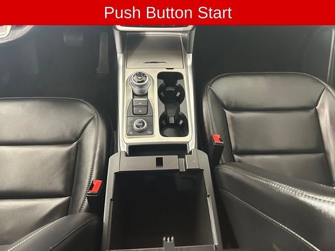 Used 2021 Ford Explorer XLT w/ Equipment Group 202A AWD/4WD image 9