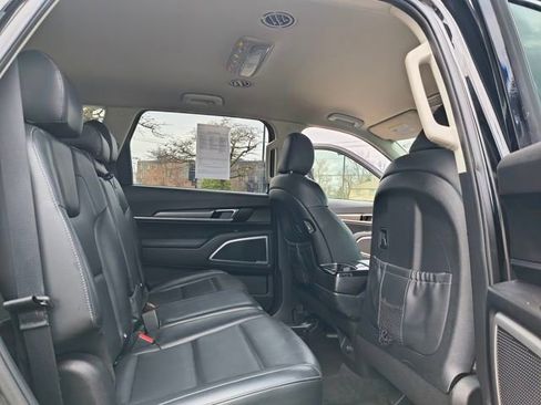 Used 2021 Kia Telluride LX image 27