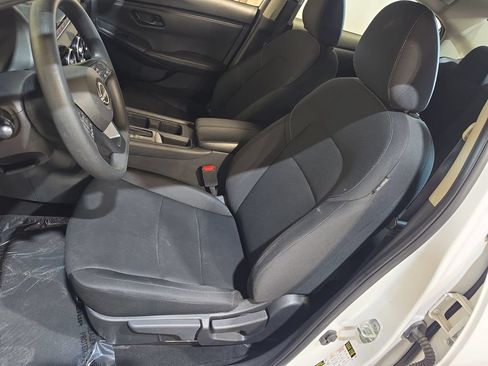 Used 2024 Nissan Sentra S FWD image 13
