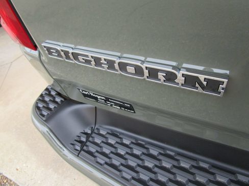 New 2026 RAM 1500 Big Horn AWD/4WD image 13