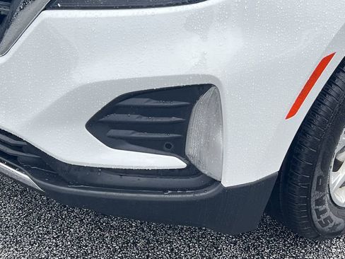 Used 2024 Chevrolet Equinox LT image 13