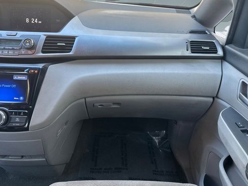 Used 2015 Honda Odyssey EX image 29