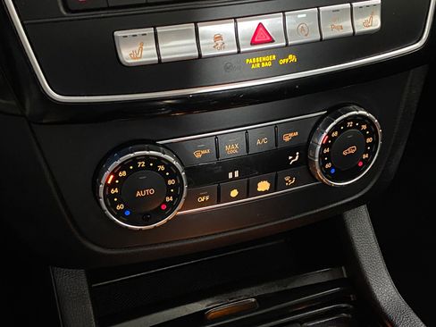 Used 2018 Mercedes-Benz GLS 450 4MATIC image 27