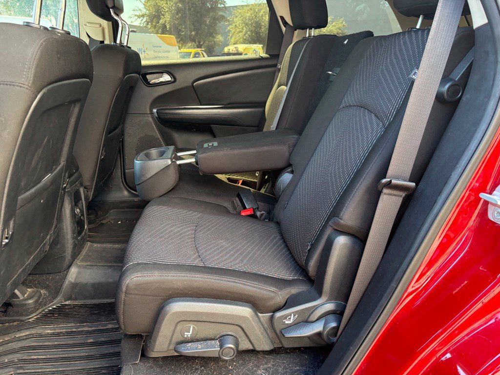 Used 2020 Dodge Journey SE w/ SE Popular Equipment Group FWD image 10