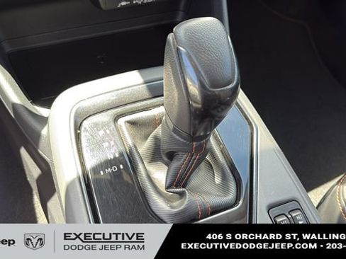 Used 2024 Subaru Crosstrek 2.5i Limited AWD/4WD image 19