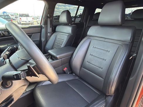 Used 2025 Hyundai Santa Fe Calligraphy image 14