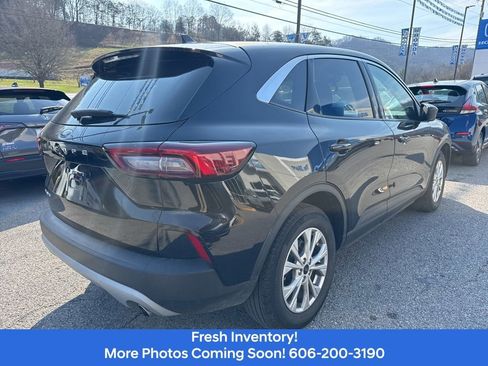 Used 2023 Ford Escape Active image 6