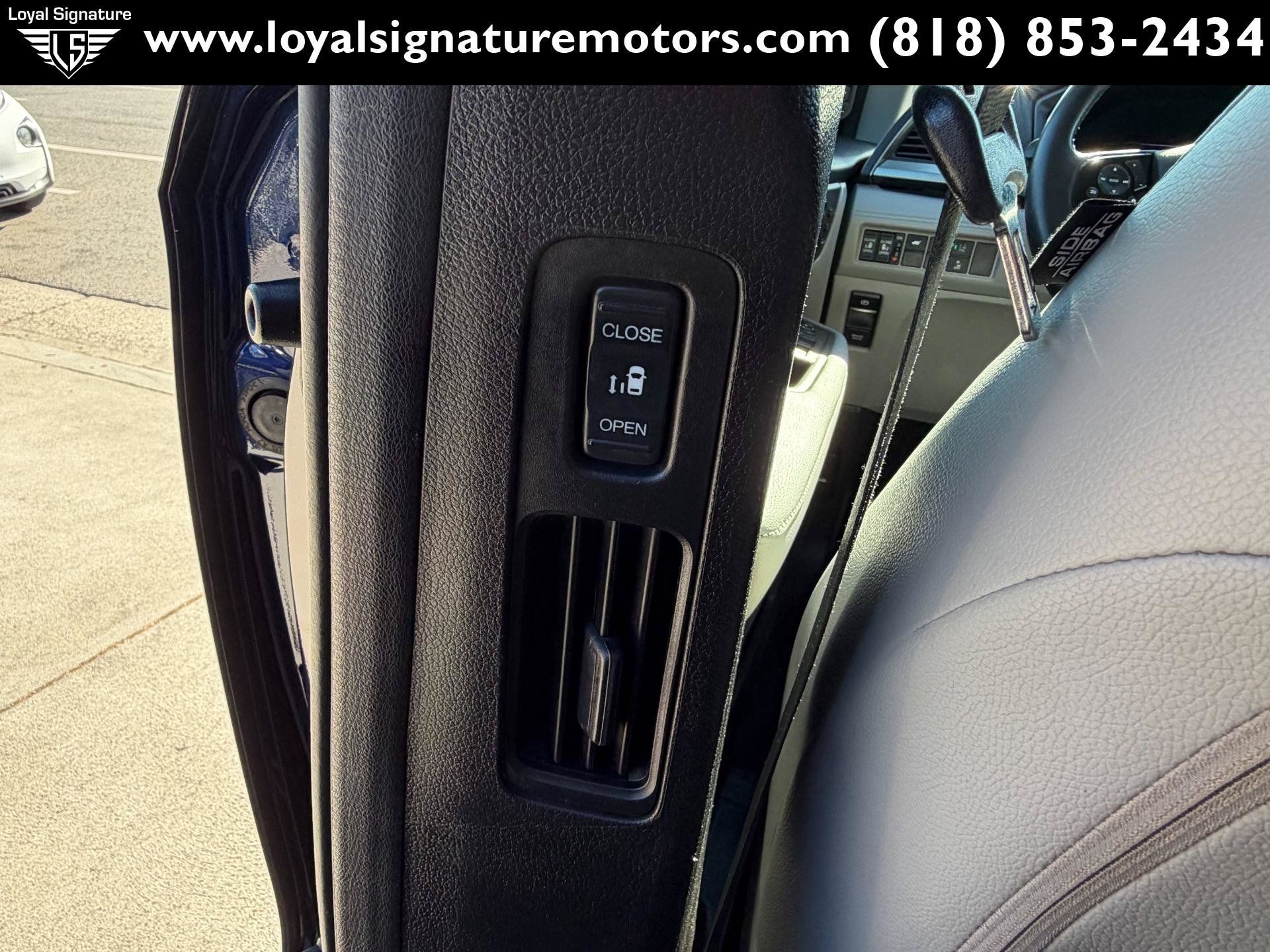 Used 2019 Honda Odyssey EX-L image 15