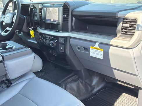 New 2026 Ford F250 XL w/ XL Chrome Package AWD/4WD image 13