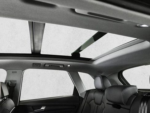 Used 2025 Audi Q5 e Premium Plus image 20