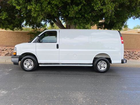 Used 2025 Chevrolet Express 2500 w/ Driver Convenience Package RWD image 54