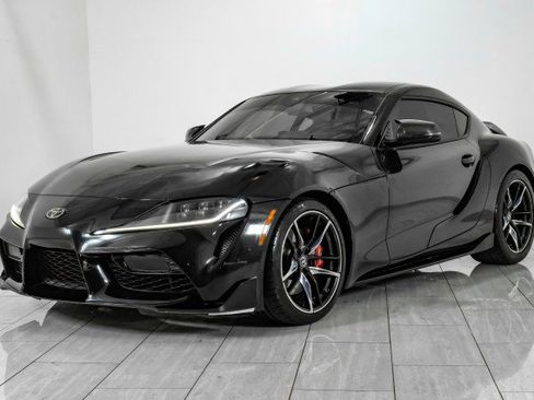 Used 2021 Toyota Supra Premium w/ Driver Assist Package image 4