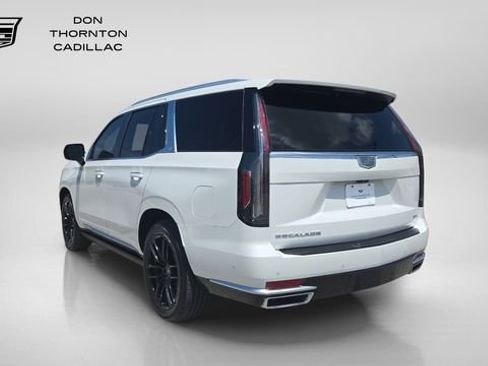 Used 2023 Cadillac Escalade Premium Luxury Platinum AWD/4WD image 3