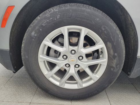 Used 2024 Chevrolet Equinox LS w/ LS Convenience Package FWD image 31