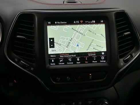 Used 2023 Jeep Cherokee Trailhawk w/ Trailer Tow Group image 18