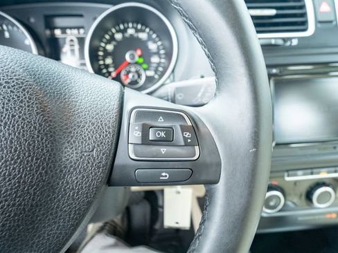 Used 2014 Volkswagen Jetta TDI FWD image 25