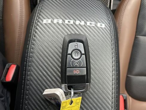 Used 2023 Ford Bronco Sport Badlands w/ Premium Package image 36