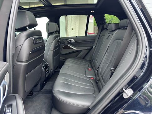 Used 2020 BMW X5 M50i w/ Executive Package AWD/4WD image 35