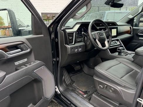 Certified 2025 GMC Sierra 1500 Denali w/ Denali Reserve Package AWD/4WD image 19