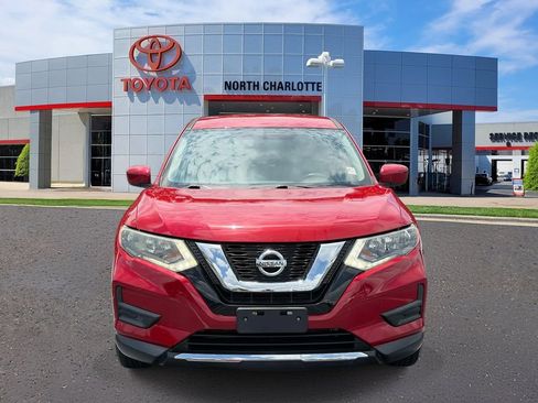 Used 2017 Nissan Rogue S w/ S Family Package FWD image 2