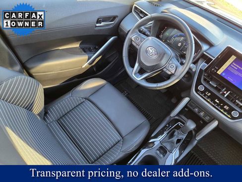 Used 2024 Toyota Corolla Cross XSE w/ Convenience Package image 16