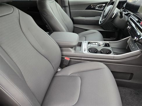 New 2026 Kia Carnival SX Prestige image 10