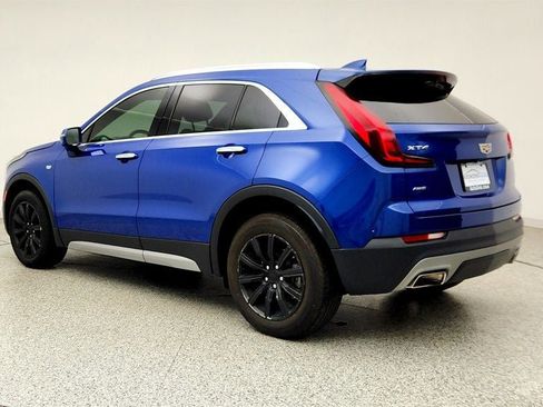 Used 2021 Cadillac XT4 Premium Luxury w/ Cold Weather Package AWD/4WD image 7
