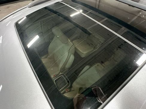 Used 2017 Chrysler Pacifica Limited w/ Advanced Safetytec Group image 23