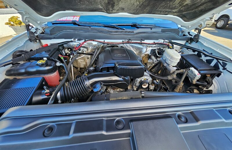 Used 2017 Chevrolet Silverado 2500 W/T AWD/4WD image 23