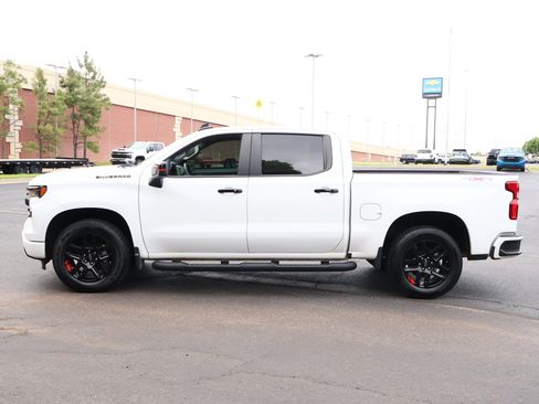 Used 2023 Chevrolet Silverado 1500 RST w/ Redline Edition AWD/4WD image 33