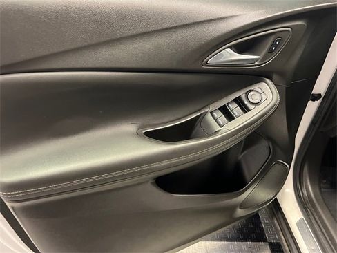 Used 2022 Buick Encore GX Select image 7