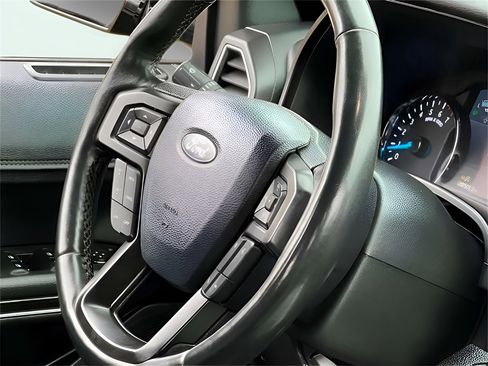 Used 2019 Ford Expedition Limited image 44