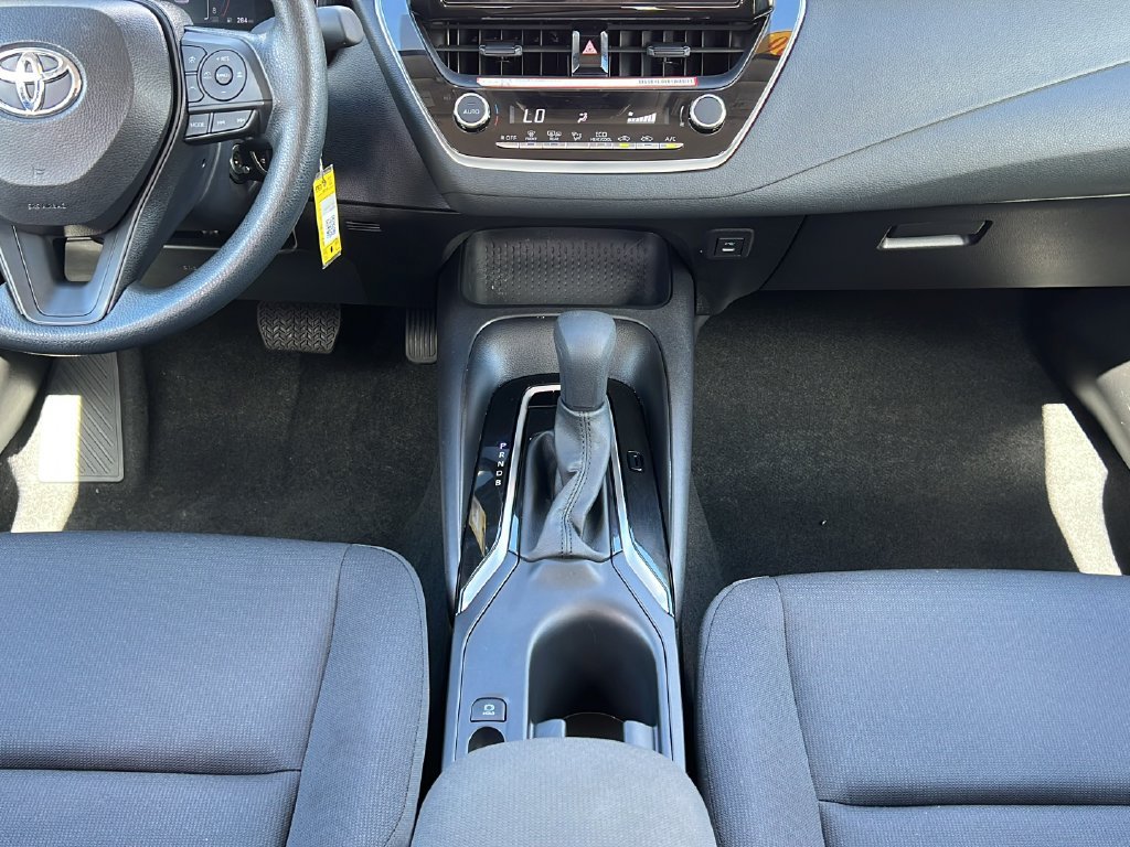 Used 2026 Toyota Corolla LE FWD image 14