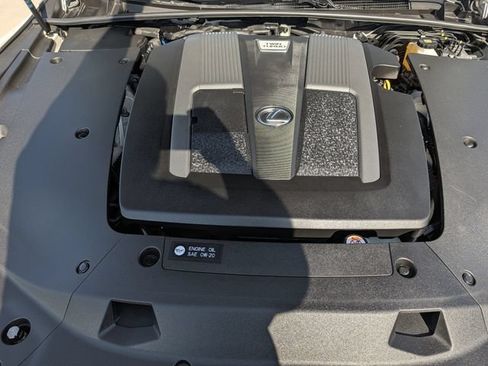 Used 2020 Lexus LS 500 w/ Interior Upgrade Package RWD image 36