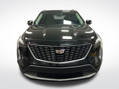Used 2023 Cadillac XT4 Premium Luxury FWD image 8