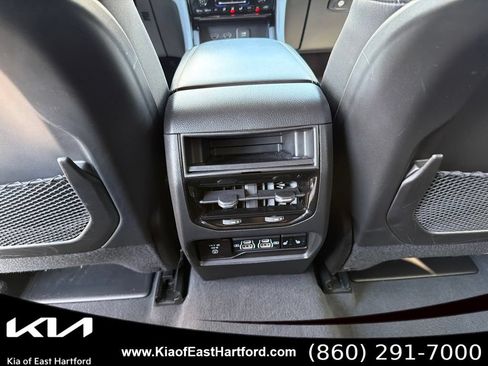 Used 2023 Jeep Grand Cherokee Limited AWD/4WD image 20