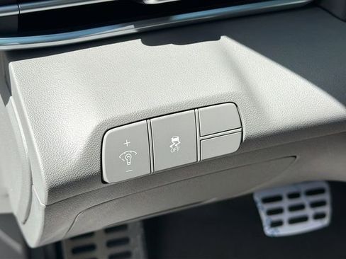 New 2026 Hyundai Elantra SEL Sport Premium FWD image 10