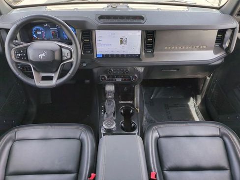 Used 2025 Ford Bronco Badlands AWD/4WD image 15