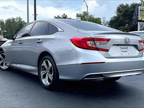 Used 2018 Honda Accord EX image 4