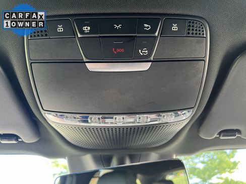 Used 2022 Mercedes-Benz GLC 300 4MATIC image 28